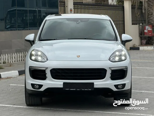 Porsche Cayenne 2015 in Ajman