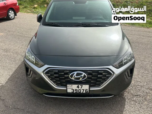 2022 هيونداي ايونيك Standard