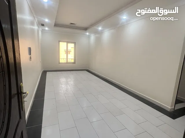 145 m2 3 Bedrooms Apartments for Rent in Hawally Jabriya