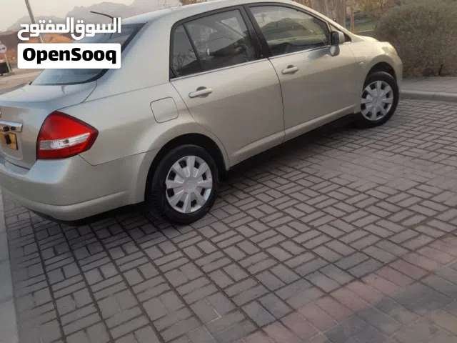 2008 نيسان تيدا