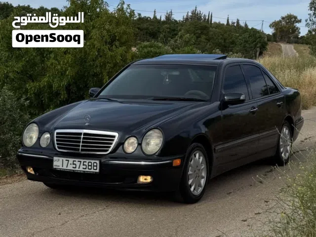 2000 مرسيدس بنز الفئة-E E 200