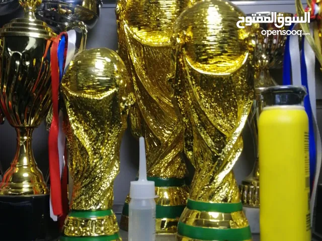 كأس العالم لكرة القدم ب3 مقاسات ثقيل جوده عاليه شكل مميز وفخم