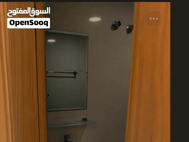 شقة للبيع موقع روعة بوشر شارع المها بناية سكني تجاري