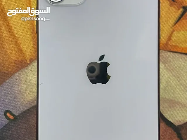 ايفون 11 لون بنفسجي. 83 بطارية 128GB مش مفتوح ولا مغيرله اشي بدون اي شخطه السعر خاص