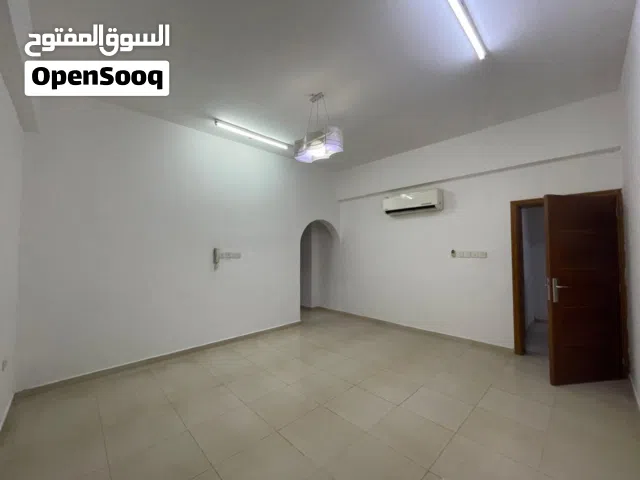 مكتب  للايجار في الخوض 7  office for rent in alkhoudh