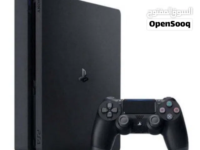 PS4 جهاز نضيف جدا مساحه  1000 وان تيرا متهكر مش مفتوح فيه 15 لعبه