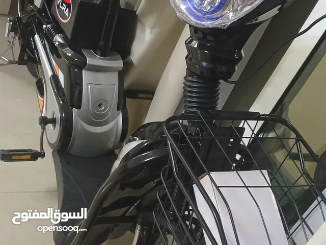 سكوتر كهربائي جديد وصل منذ ساعة ليس مستعمل أبدا بعد موجود التغليف عليه من ساعة واصل عرض محدود