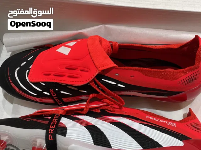 بوت اديداس بريداتور جديد