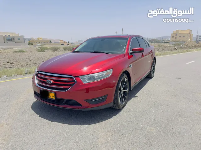Ford Taurus 2016 in Muscat
