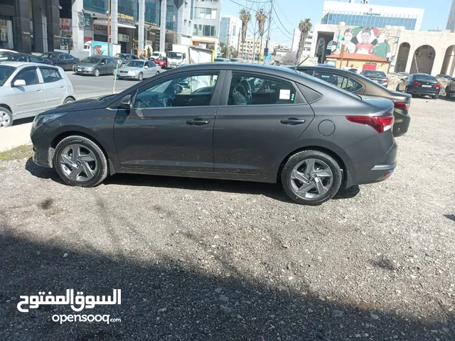 Sedan Hyundai in Amman