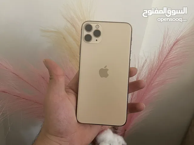 ايفون 11 برو ماكس بحالة الجديد ولا خدش بطارية 88 الاصلية ذاكرة 256