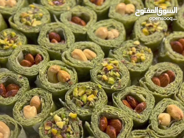 محل مطعم وحلويات للبيع فروغ