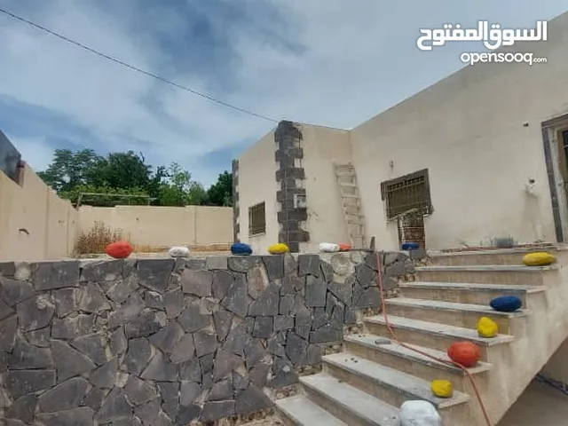 3 Bedrooms Farms for Sale in Mafraq Bala'ama