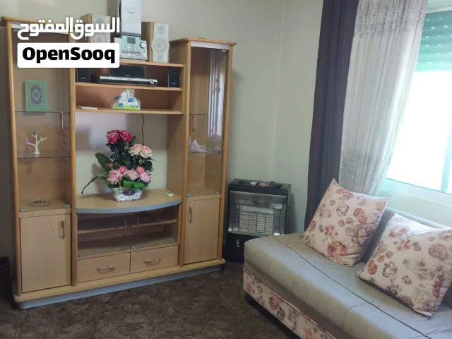 شقة مفروشة بالكامل بموقع مخدوم مناسبة للموظفين والعائلات