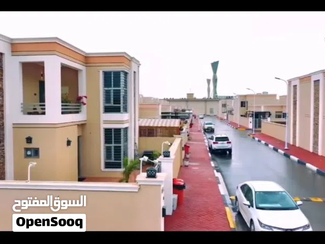 300 m2 4 Bedrooms Townhouse for Rent in Basra Tannumah