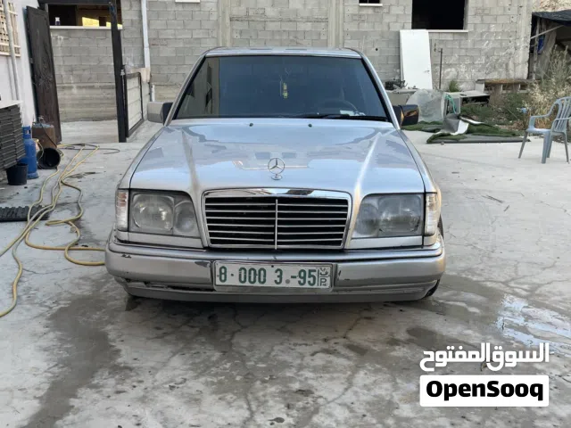 مرسيدس بطة w124