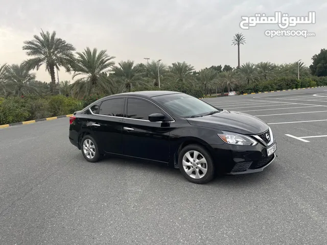 Nissan sentra 2017 full option  v4 very clean car and very good condition