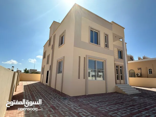 405 m2 4 Bedrooms Villa for Sale in Dhofar Salala