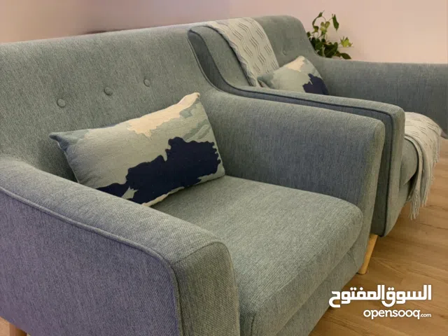 للبيع قنفه جميله و قنفه نفر راحت