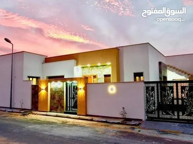 260 m2 3 Bedrooms Townhouse for Sale in Tripoli Ain Zara