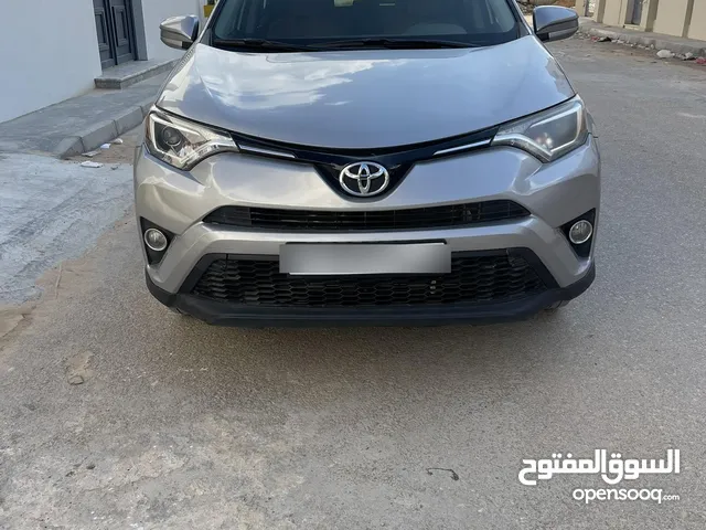 Used Toyota RAV 4 in Tripoli