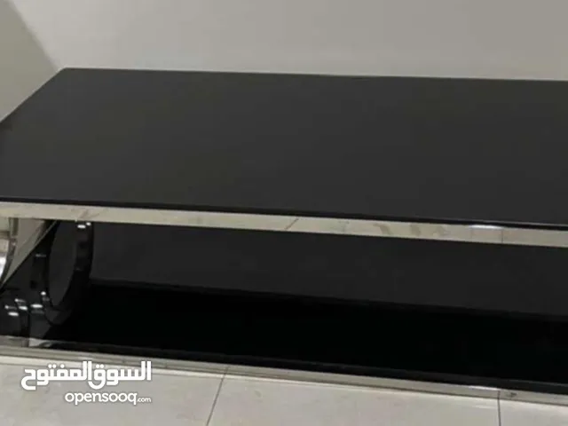 أتات البيت غرفة النوم وفرن وطاولة وكنب