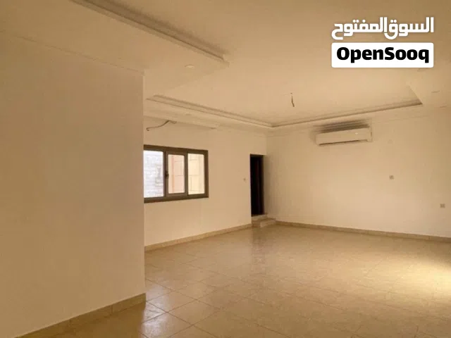 120 m2 3 Bedrooms Apartments for Rent in Hawally Zahra