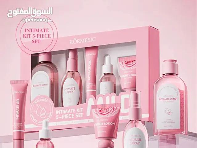مجموعة تنظيف وترطيب نسائية – 5 قطع