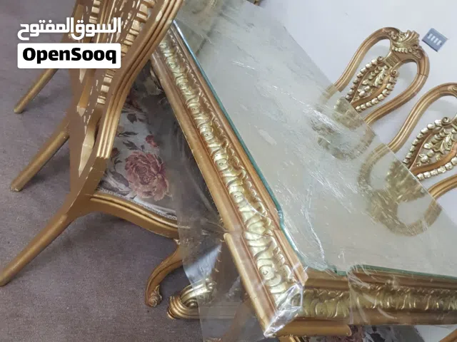 ميز طعام عائلي كبير خشب زان مصري تصميم ملكي مستعمل بحالة جيدة جدا للبيع في بغداد/ شارع حيفا