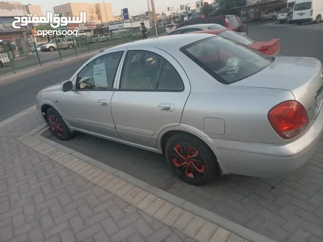 Nissan Sunny Model 2005 .