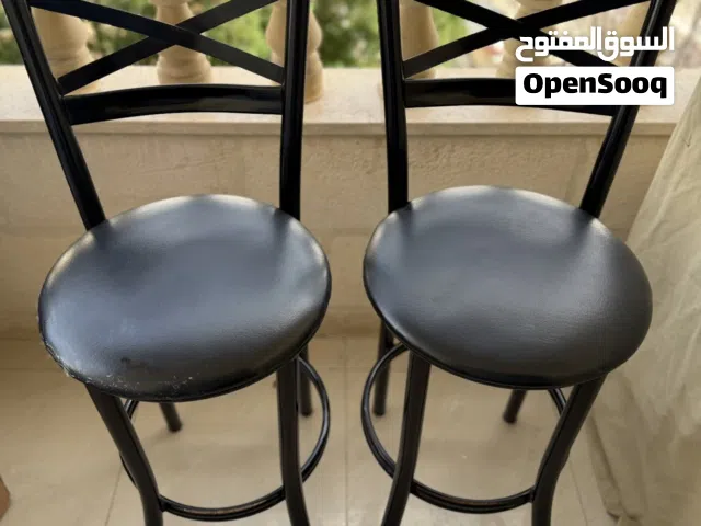 كرسيين بار أسود للبيع – بحالة جيدة