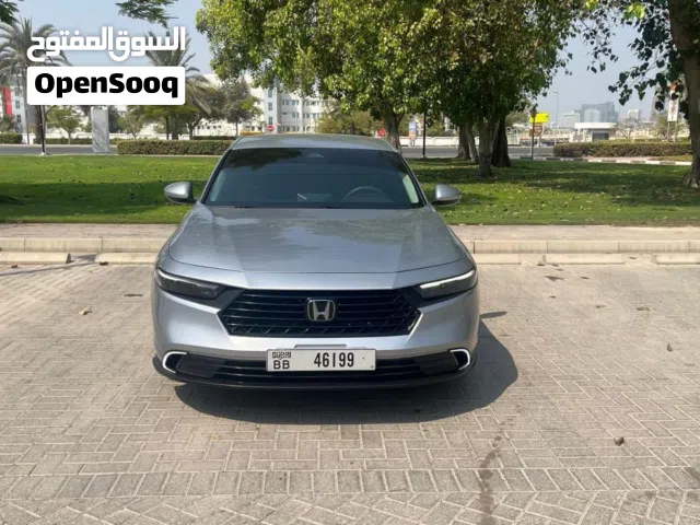 2024 هوندا اكورد EX