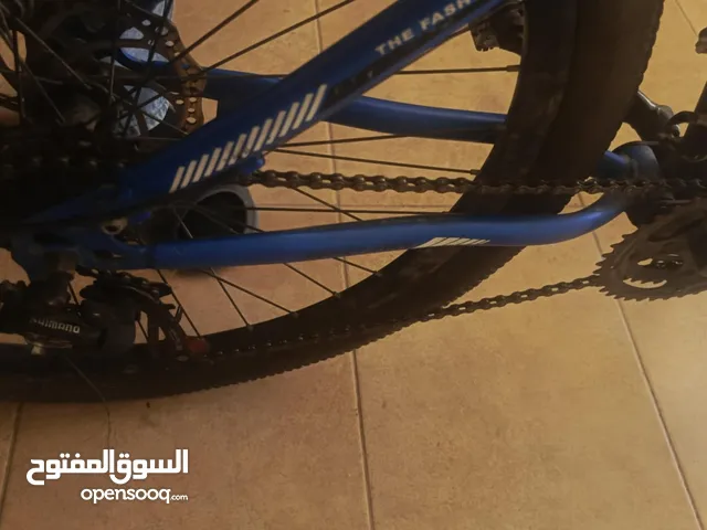 بسكليت 26 بحالة الوكالة كرسي تعبان بدو تغير بس عادي مش مأثر بالقعدة السعر 50 قابل للتفاوض بشكل بسيطQ