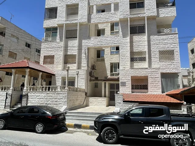 شقة ارضيه للبيع في الرابيه