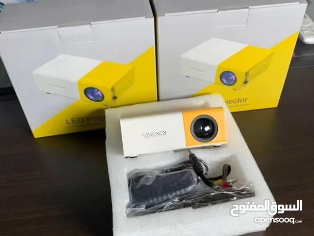 بروجيكتور داتا شو داتاشو موديل yg300