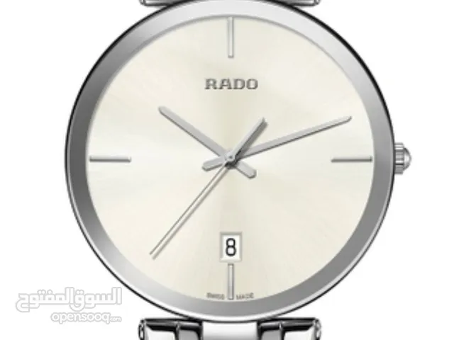 ساعات اصليه نوع رادو اللون الفضي استخدام بسيط مع جميع ملحقاتها والصندوق