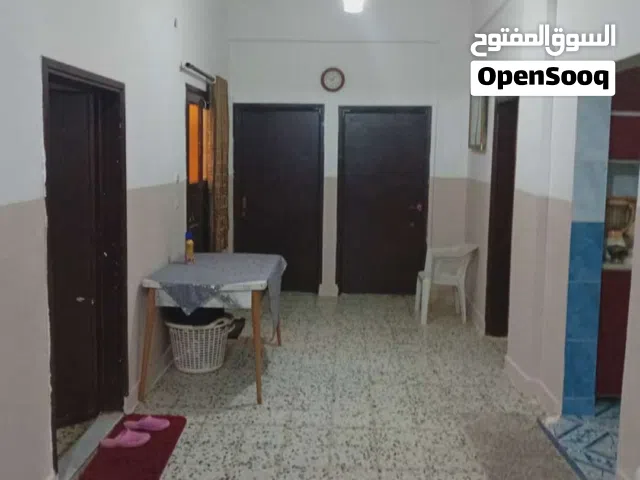 شقة للبيع في راس اعبيدة