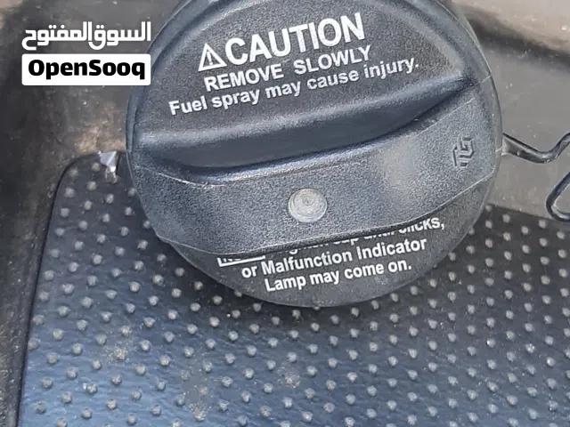 غطاء تنك تويوتا سيكويا 2006 ليمتد