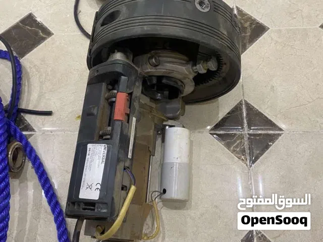 ماكينة لرفع جراج