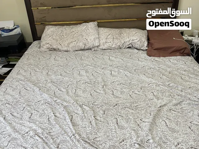 BEDROOM SET FOR SALE PERFECT CONDITION