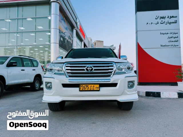 للبيع/تيوتا لاندكروزرV8فل مواصفات المحرك4.7/تحت صيانةوكالة تيوتا،وباقي ثلاث خدمات مجانية /ماشي171الف