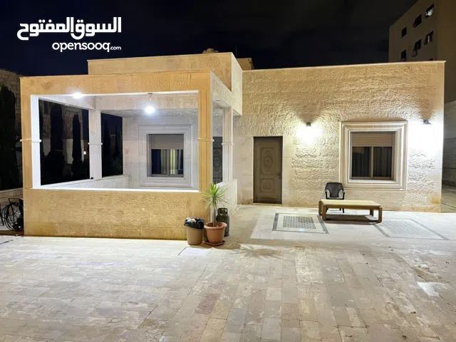 251 m2 4 Bedrooms Townhouse for Sale in Amman Dahiet Al Ameer Ali