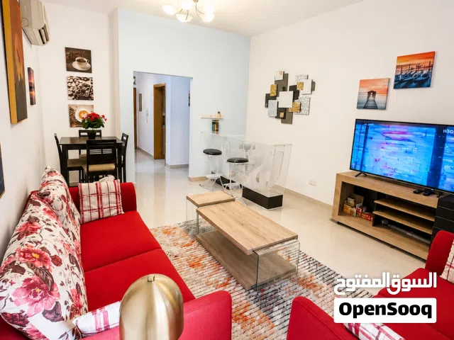 91 m2 1 Bedroom Apartments for Rent in Muscat Qurm