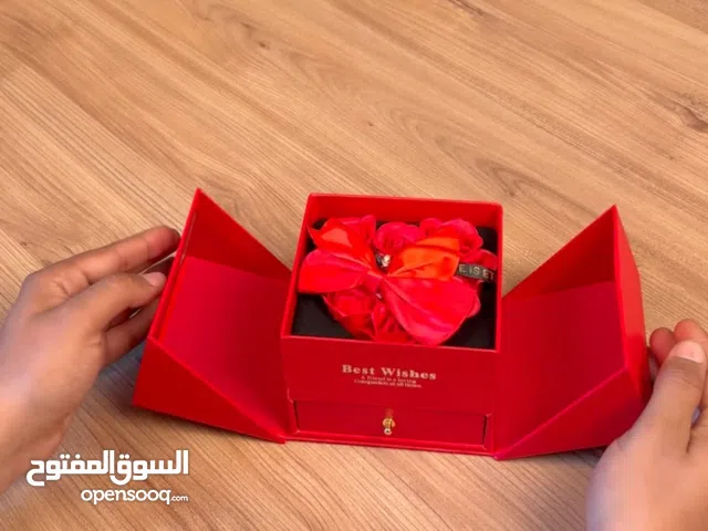 بوكس هدايا "Best Wishes" الفاخر - الأناقة في تفاصيلها