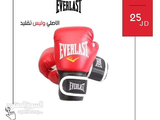 جلفز ملاكمة ايفر ليست الأصلي من الدولية للأجهزة الرياضية ببطانة مقاومة للماء لمنع احتباس الرطوبة