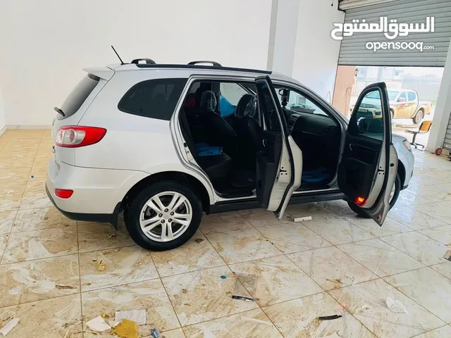 New Hyundai Santa Fe in Jebel Akhdar