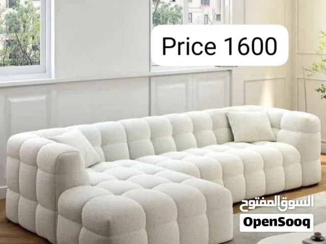 Elegant Touch for Your Home – طقم كنبة مع طاولة يضيف لمسة فخامة