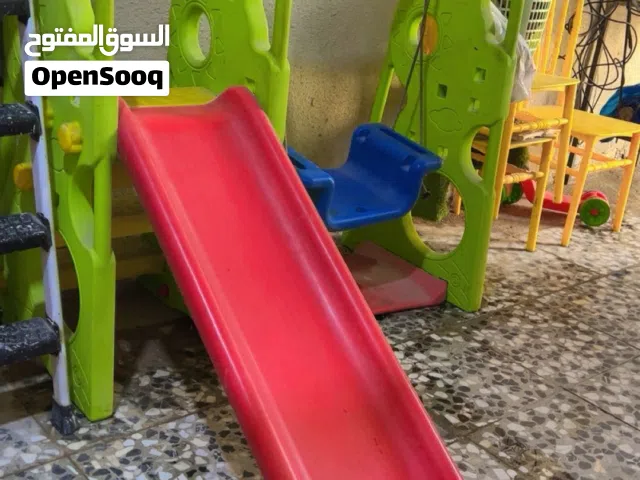 مرجوحه وسرسيحه للبيع سعرها 40 وبيها مجال