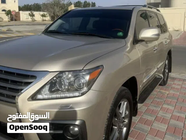 2013 لكزس LX LX 570