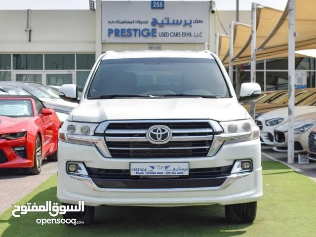 Used Toyota Land Cruiser in Sharjah